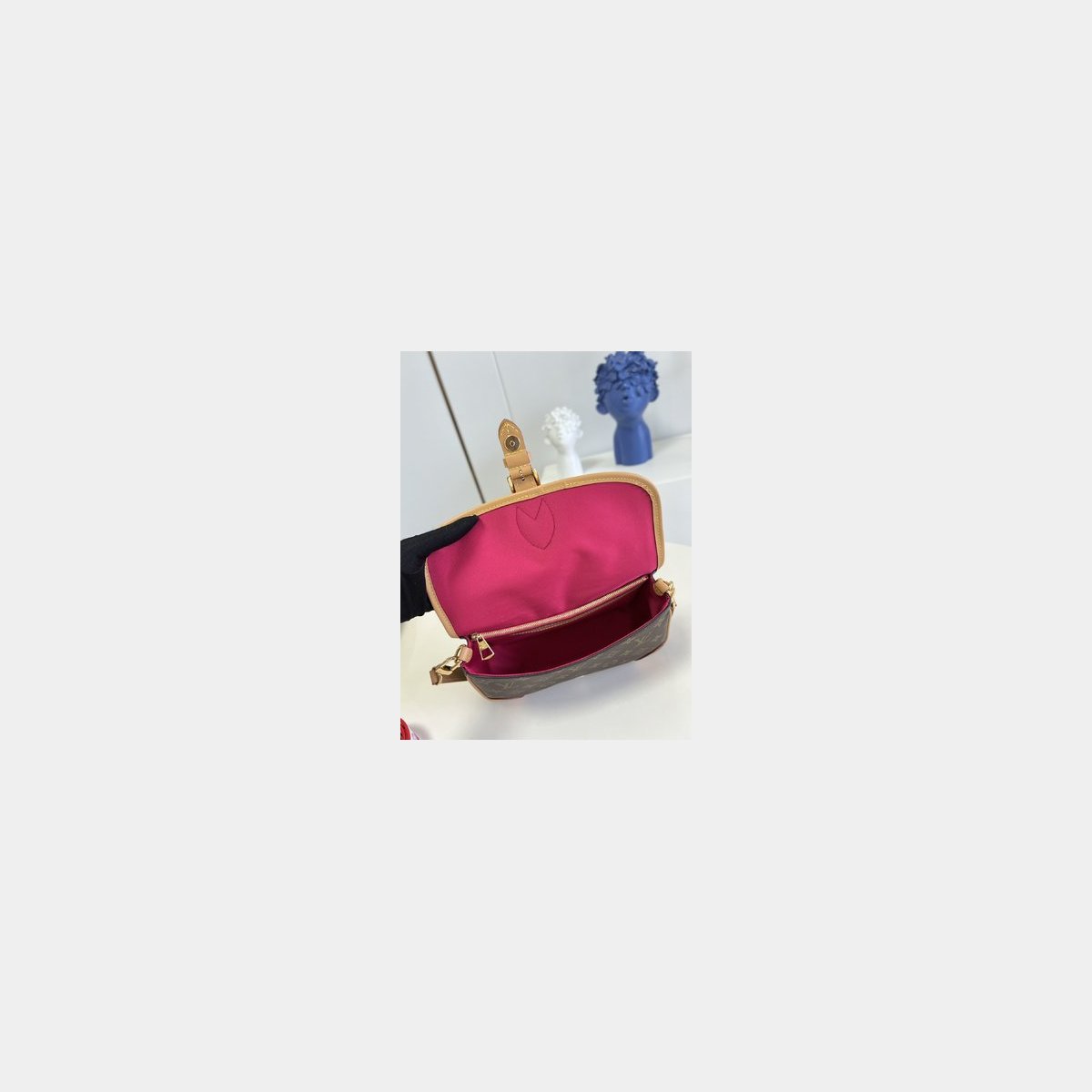 Replica Louis Vuitton Copy Diane Monogram M46049 Fuchsia Bags