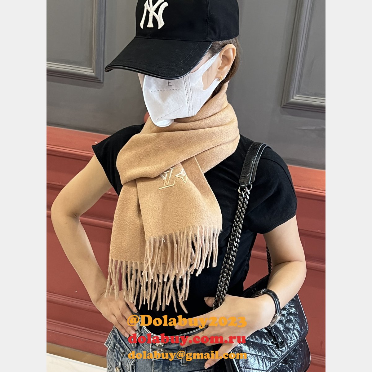 High Quality LV CASHMERE SCARF