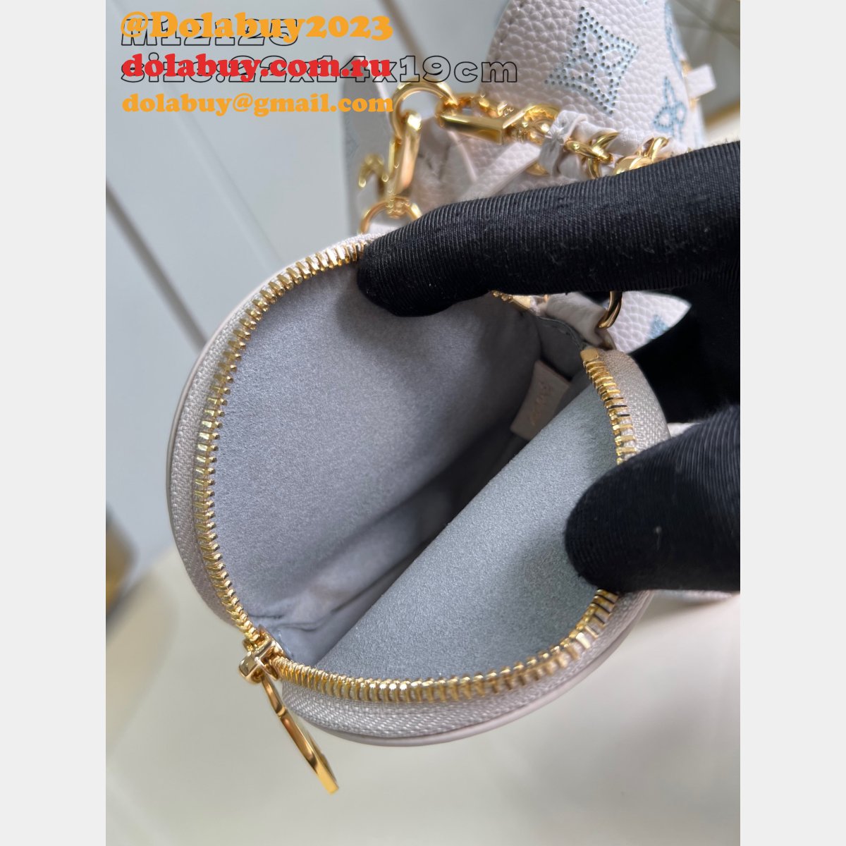 Perfect Louis Vuitton Bella Mahina M12125 Replica Bag