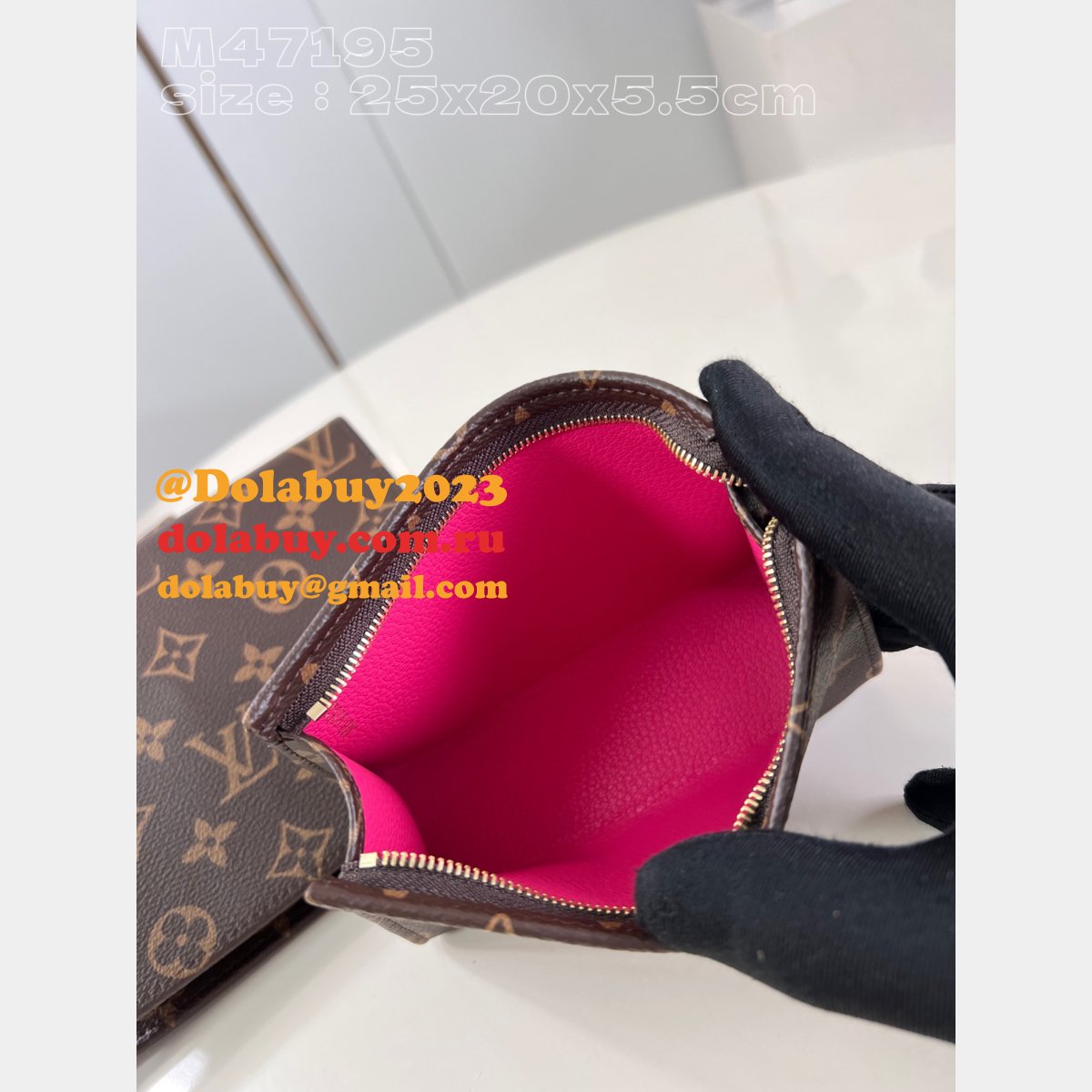 High Quality Trio Toilet Pouch LV M47195 Replica Handbags Online Sale