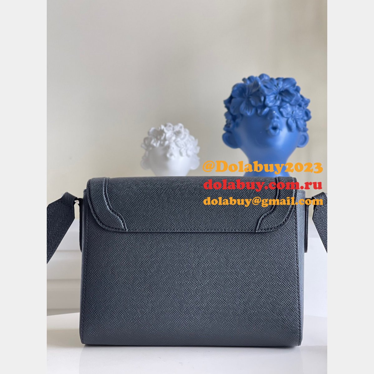 How To Buy Replica Louis Vuitton M30807 New Flap Messenger Taiga Online