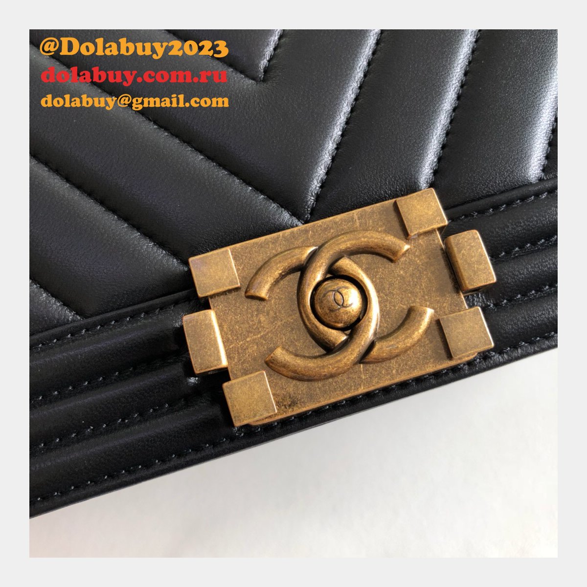 UK CC V Le Boy Top Quality Replica Black Bags Lambskin 25cm