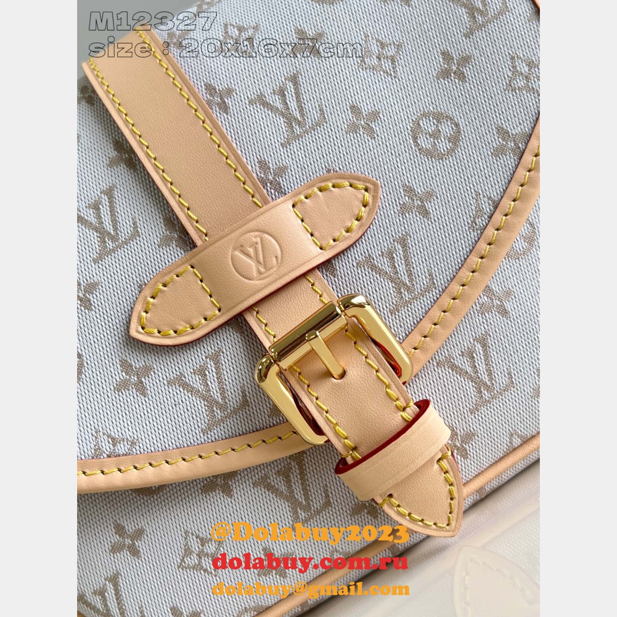 Designer Louis Vuitton Knockoff Saumur BB M12327 7 Star Bag