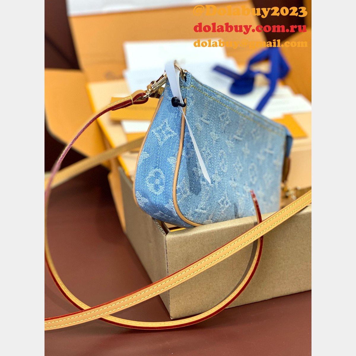 Buy Replica Louis Vuitton M40712 Pochette Bags