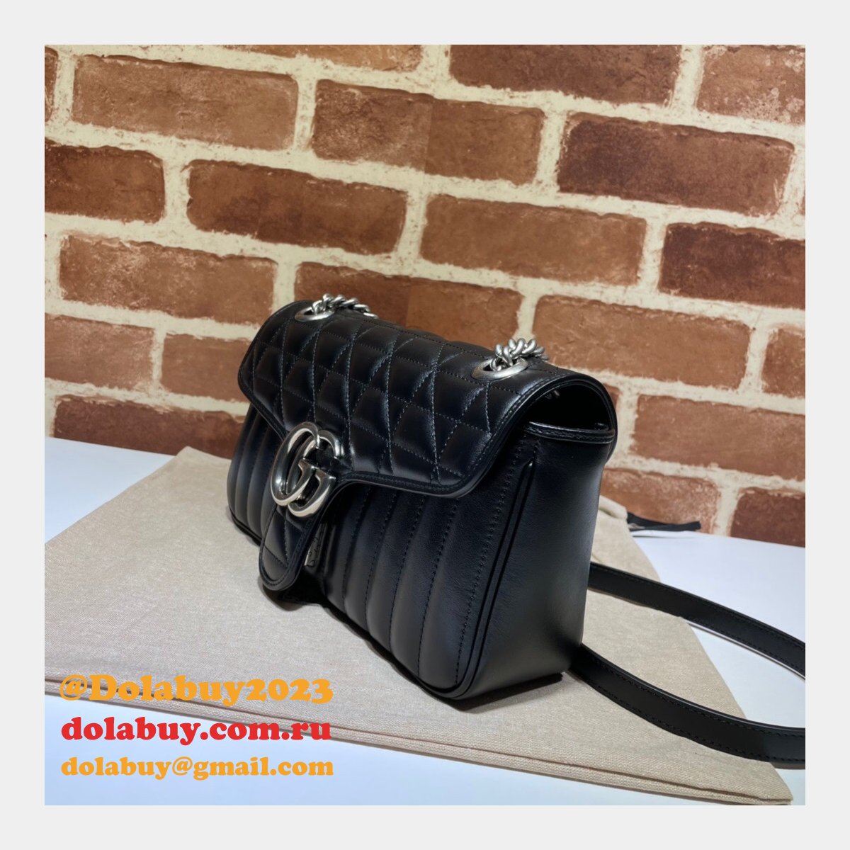 designer G*u*i replicas gg marmont matelassé shoulder bag in hibiscus black 443497 leather