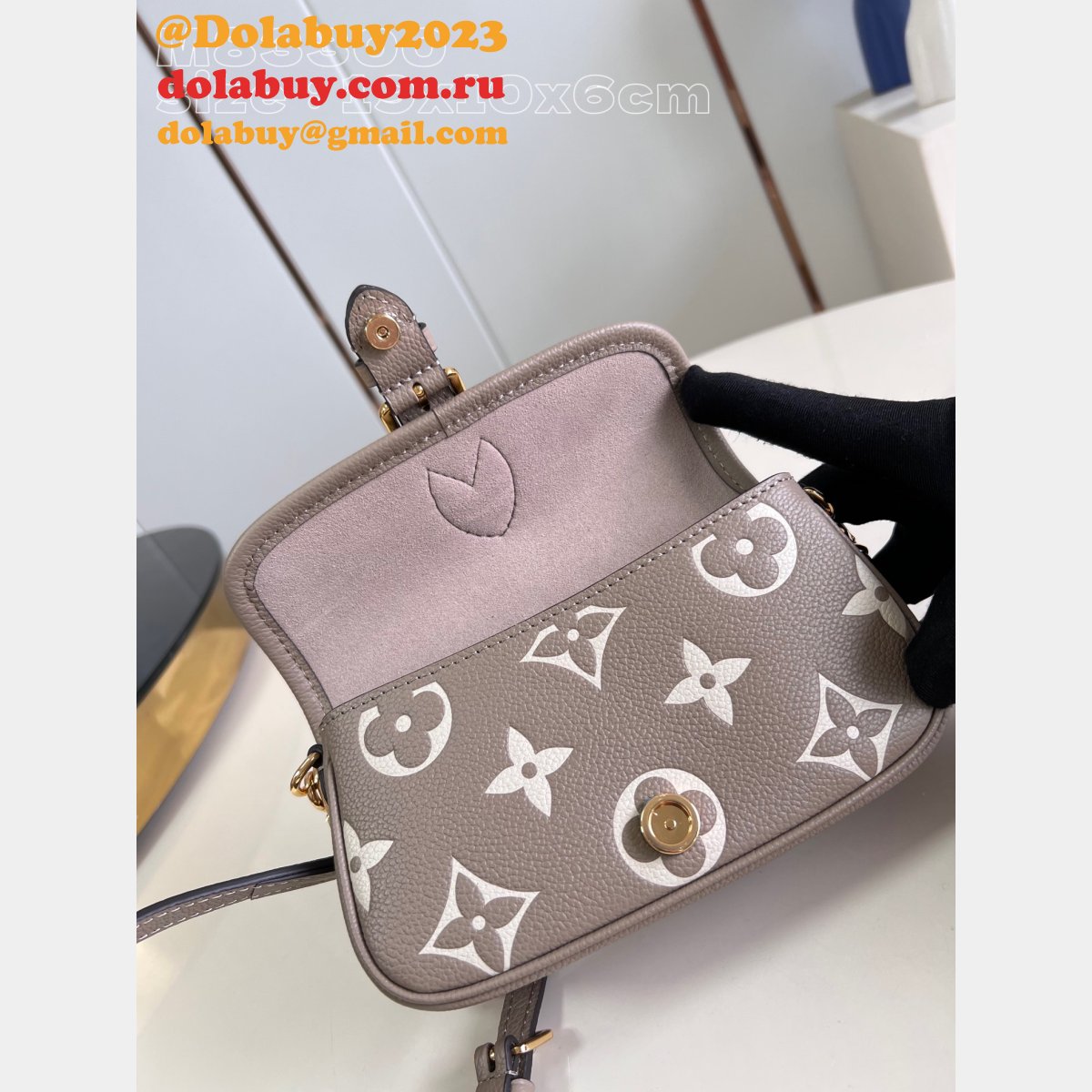 Nano Diane Bicolor M83300 Replica New Arrival Louis Vuitton Bag
