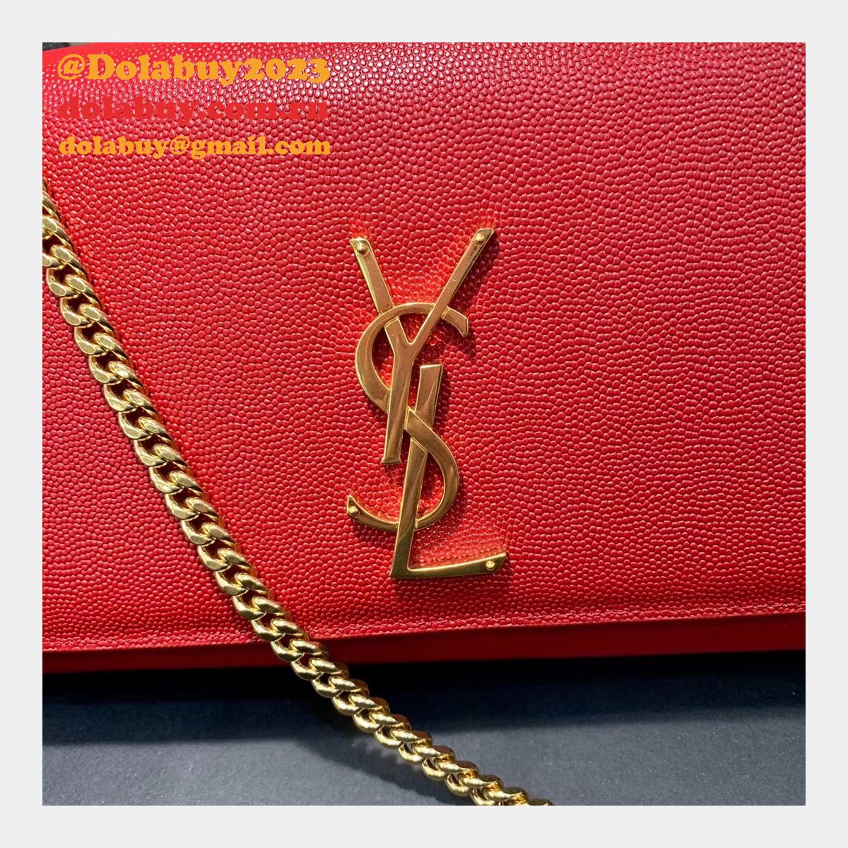 YSL Saint 5868006 24cm Elegant Shoulder Bags