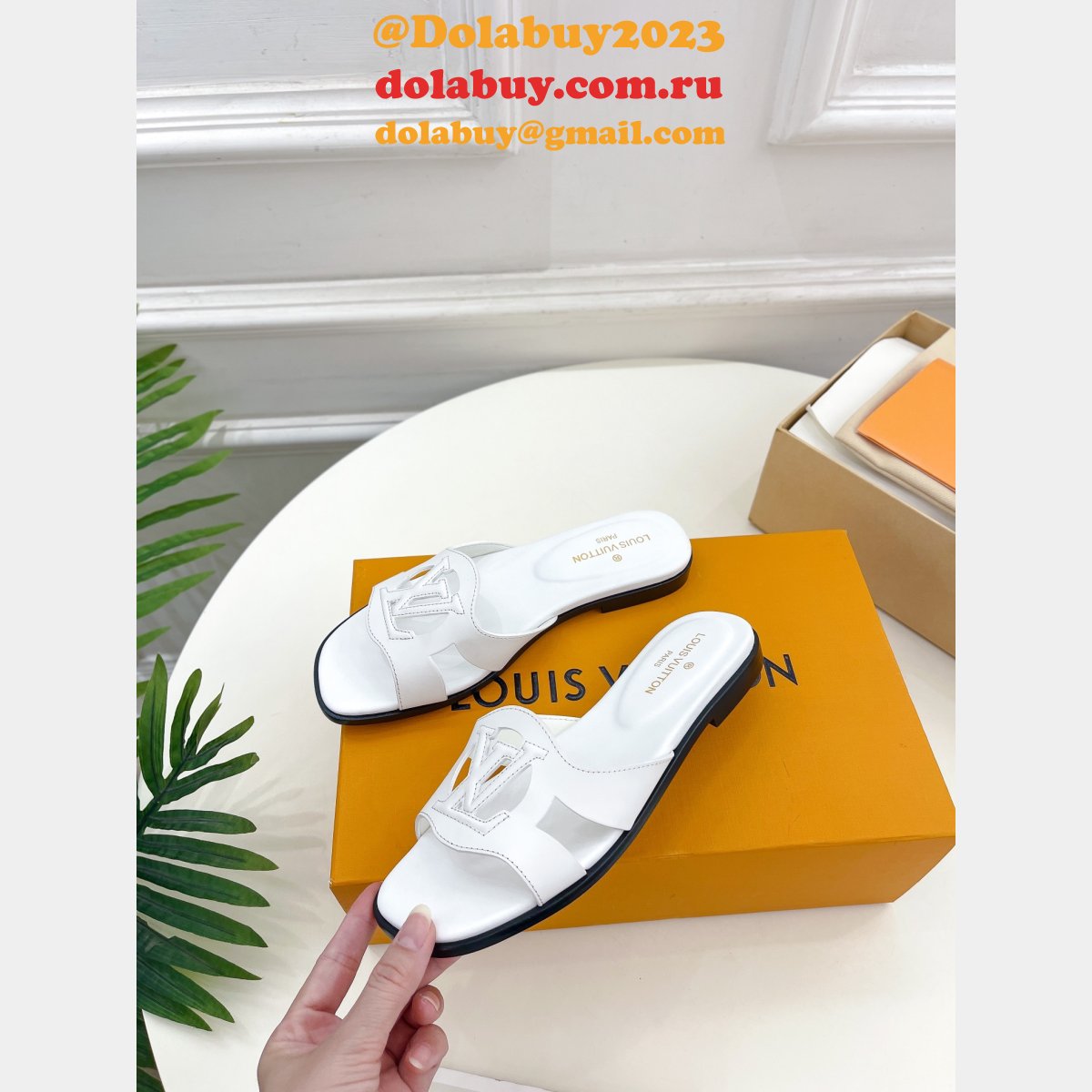 Top Quality LV Isola Flat Mule women style