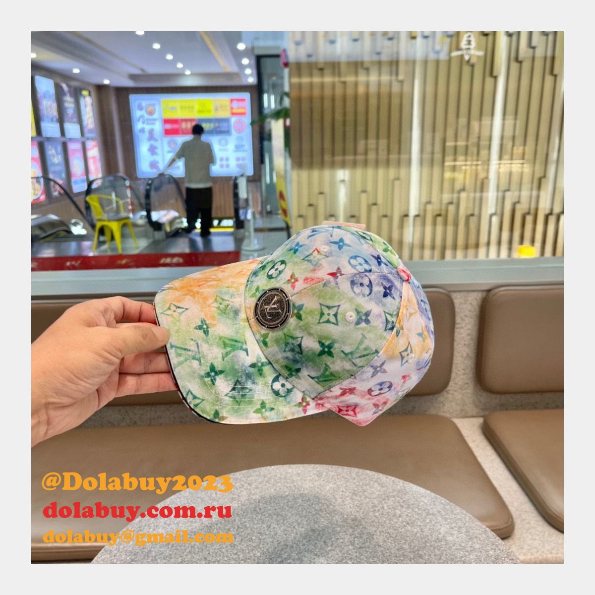 We provide Top Cheap AAA Louis Vuitton Replica Hats Outlet