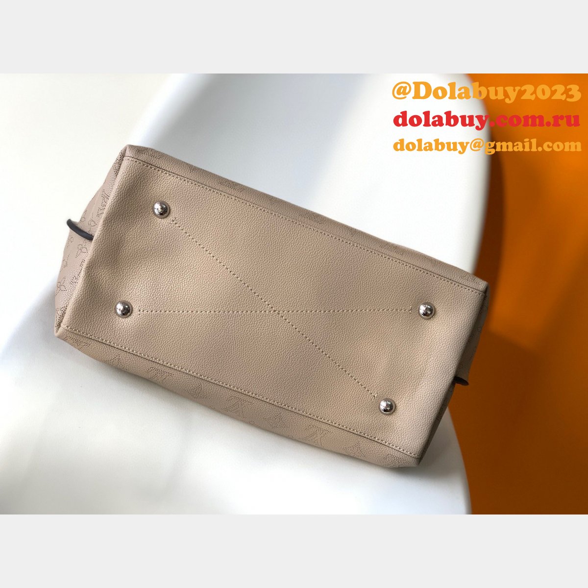 LOUIS VUITTON MAHINA M53188 HANDBAGS grey/pink/black