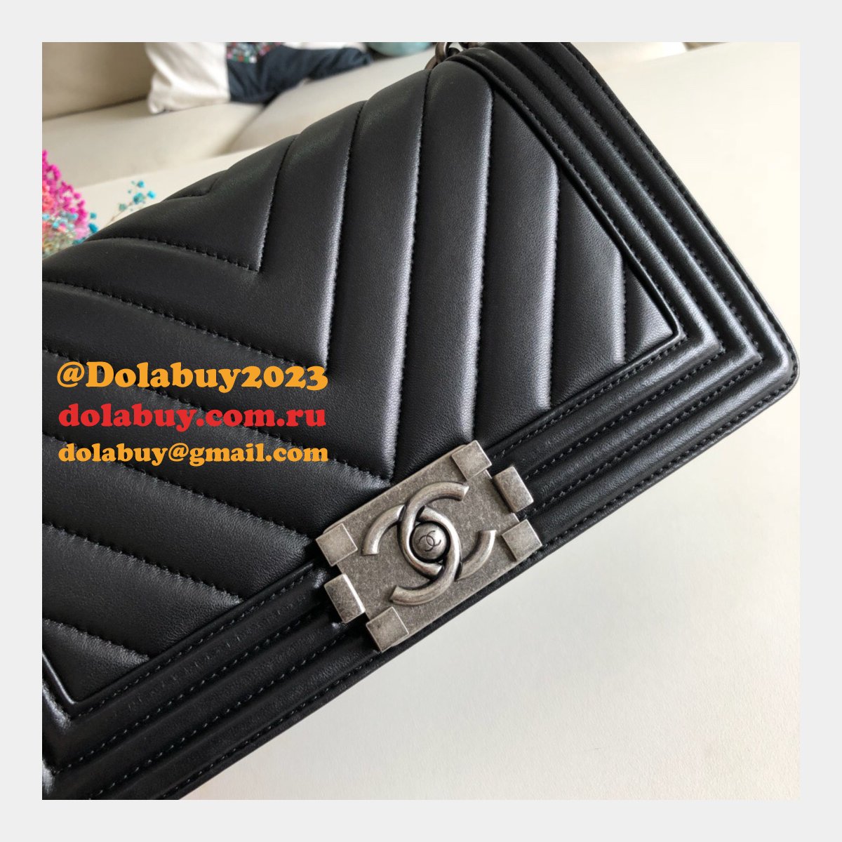 UK CC V Le Boy Top Quality Replica Black Bags Lambskin 25cm