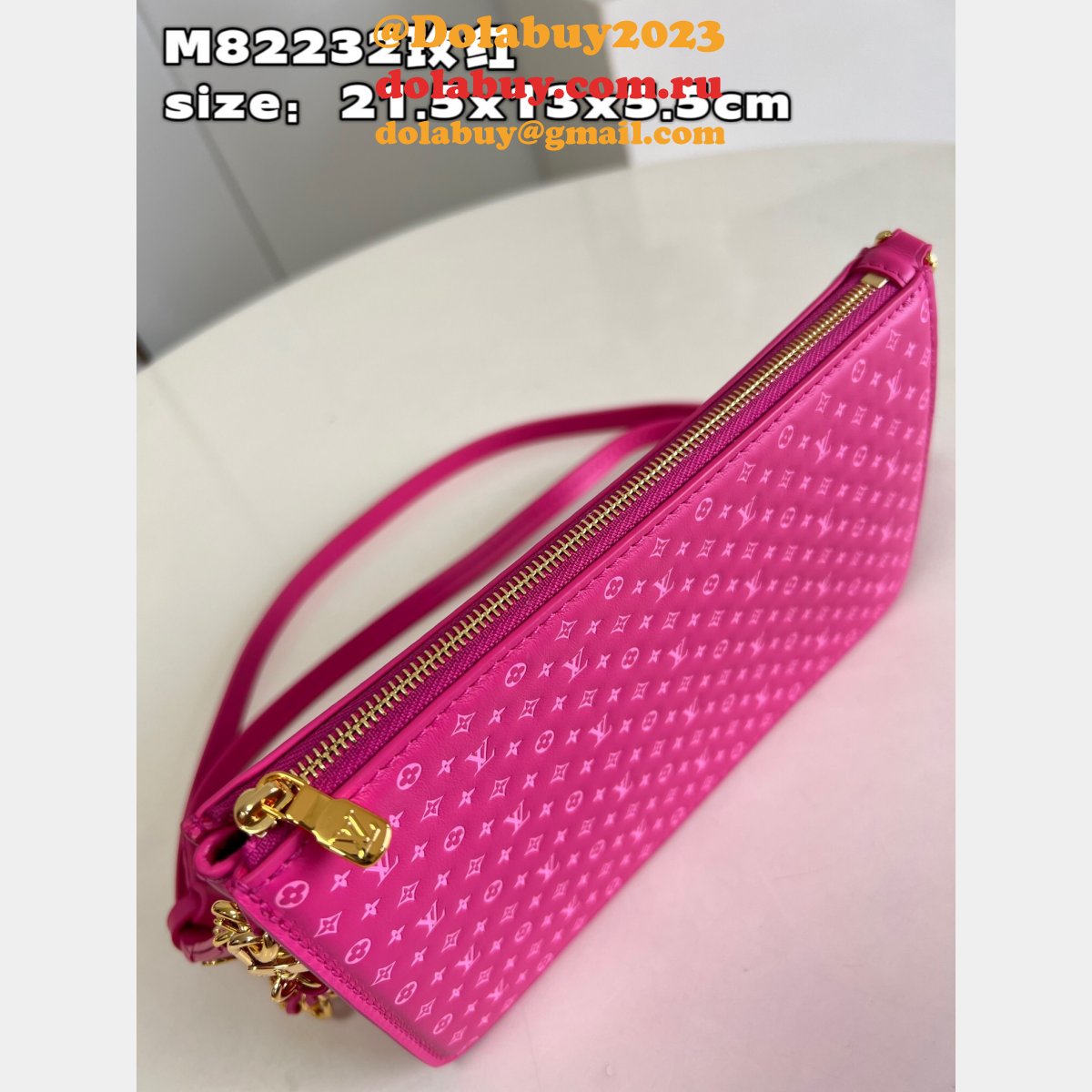 AAA+ Louis Vuitton M82232/M82247 Lexington Pouch Replica Dolabuy