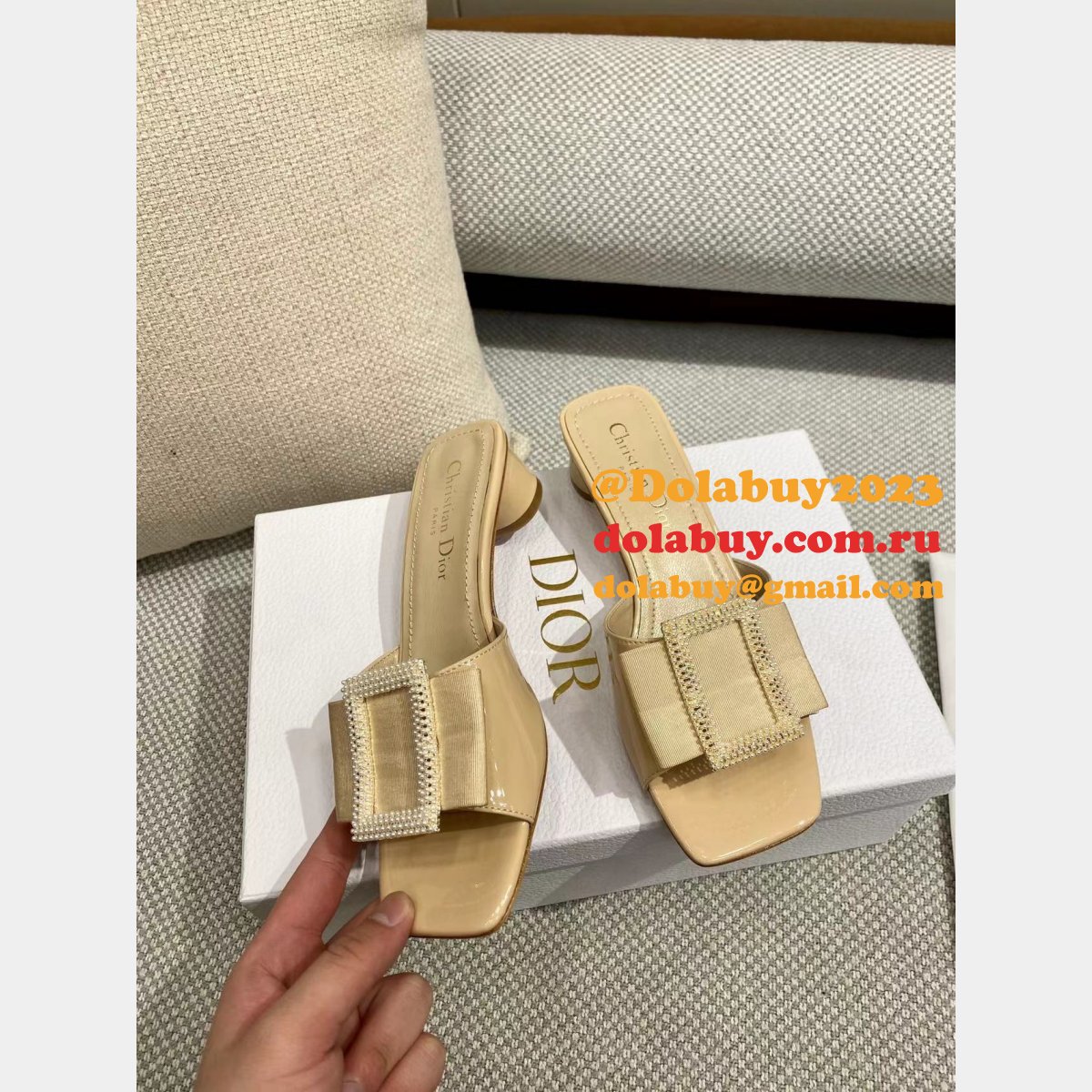 We are offering the wide range of designer replica dior for sale