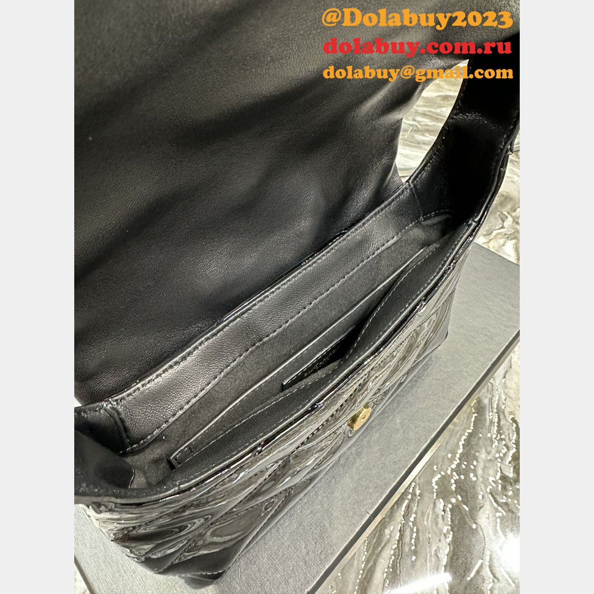 1:1 Quality Hobo Saint Laurent Fake 698567 Black Patent Bag