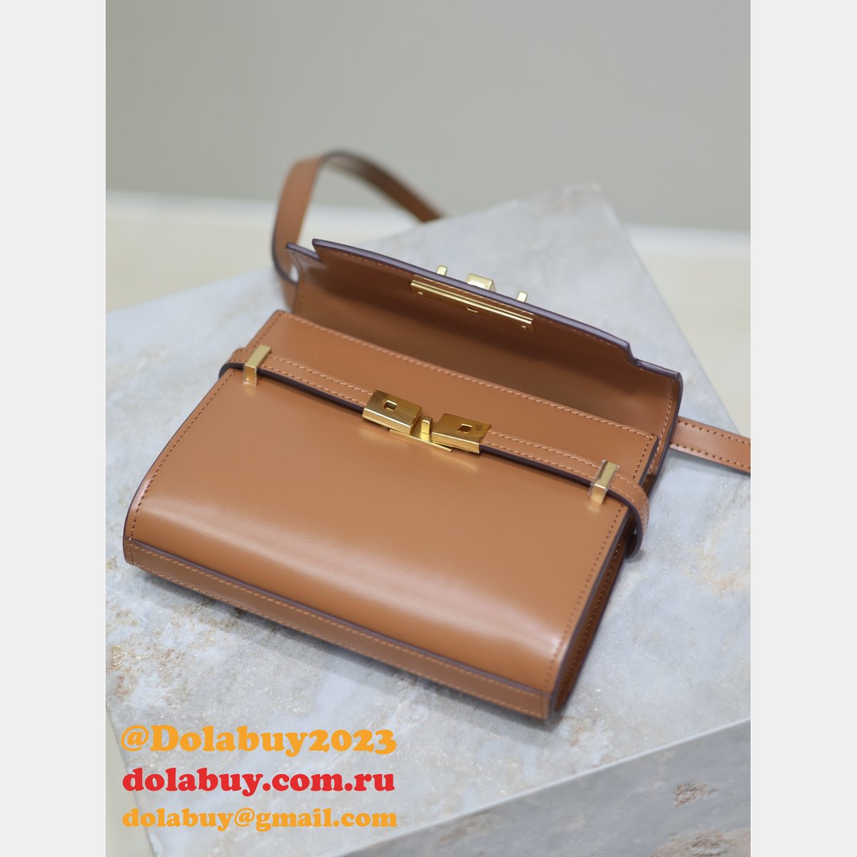 Replica Saint Laurent Manhattan Baguette Mini 727766 Bag 19CM