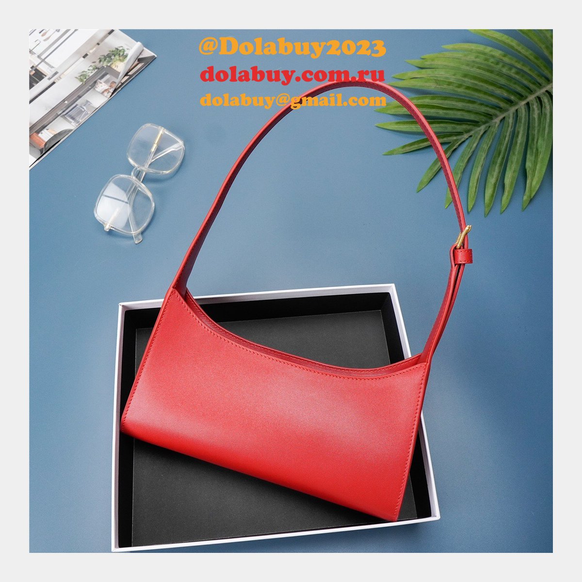 Shop Designer Celine Shoulder bag cuir triomphe 198153 smooth