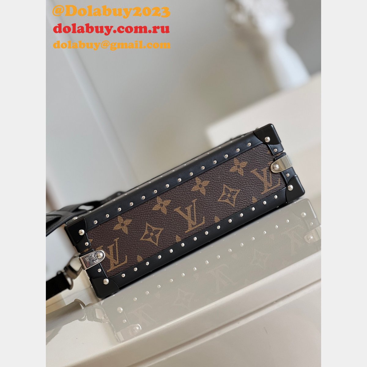 Louis Vuitton Replica Perfect Clutch Box Trunks and Travel M20251 Bag