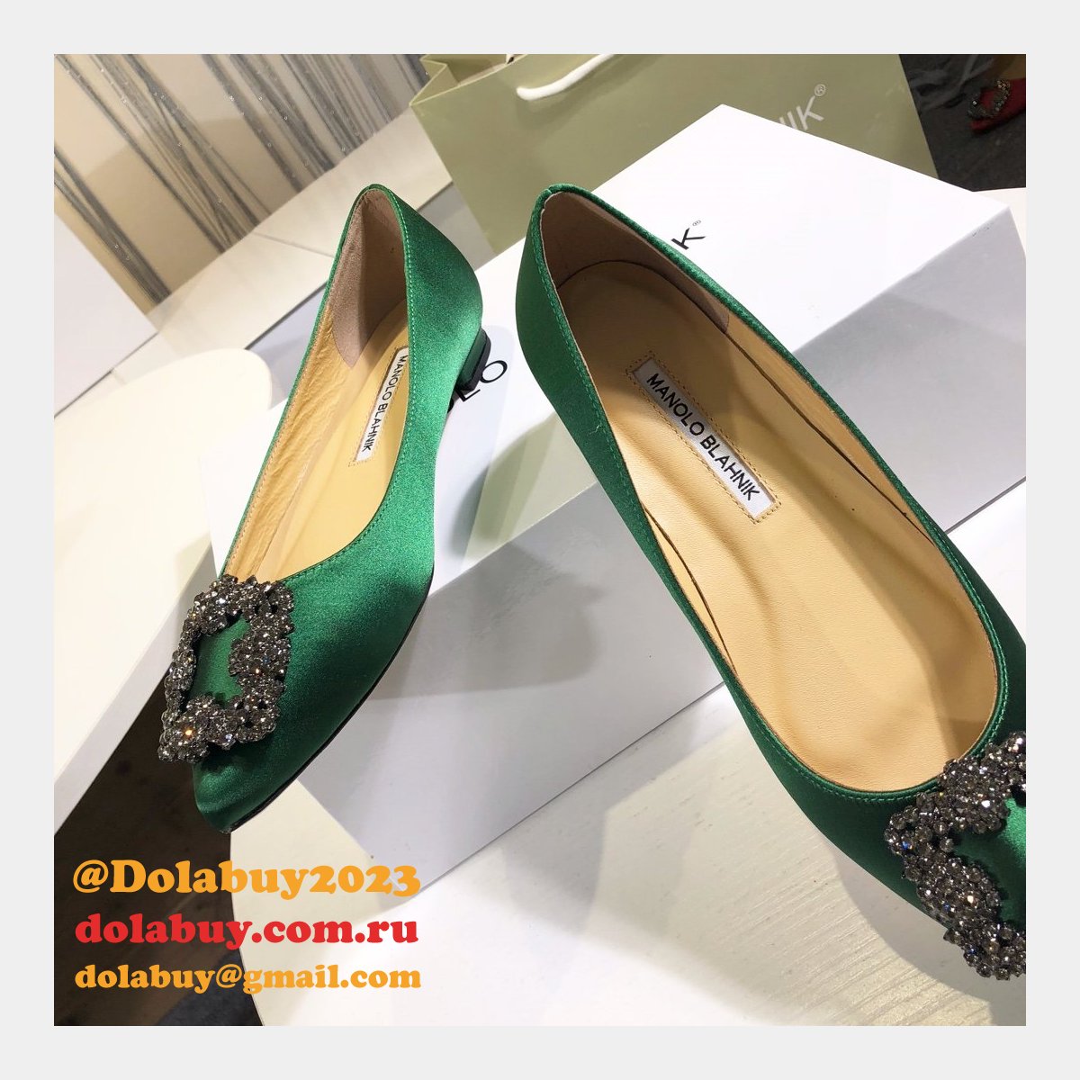 Cheap Manolo Blahnik Flat Shoes