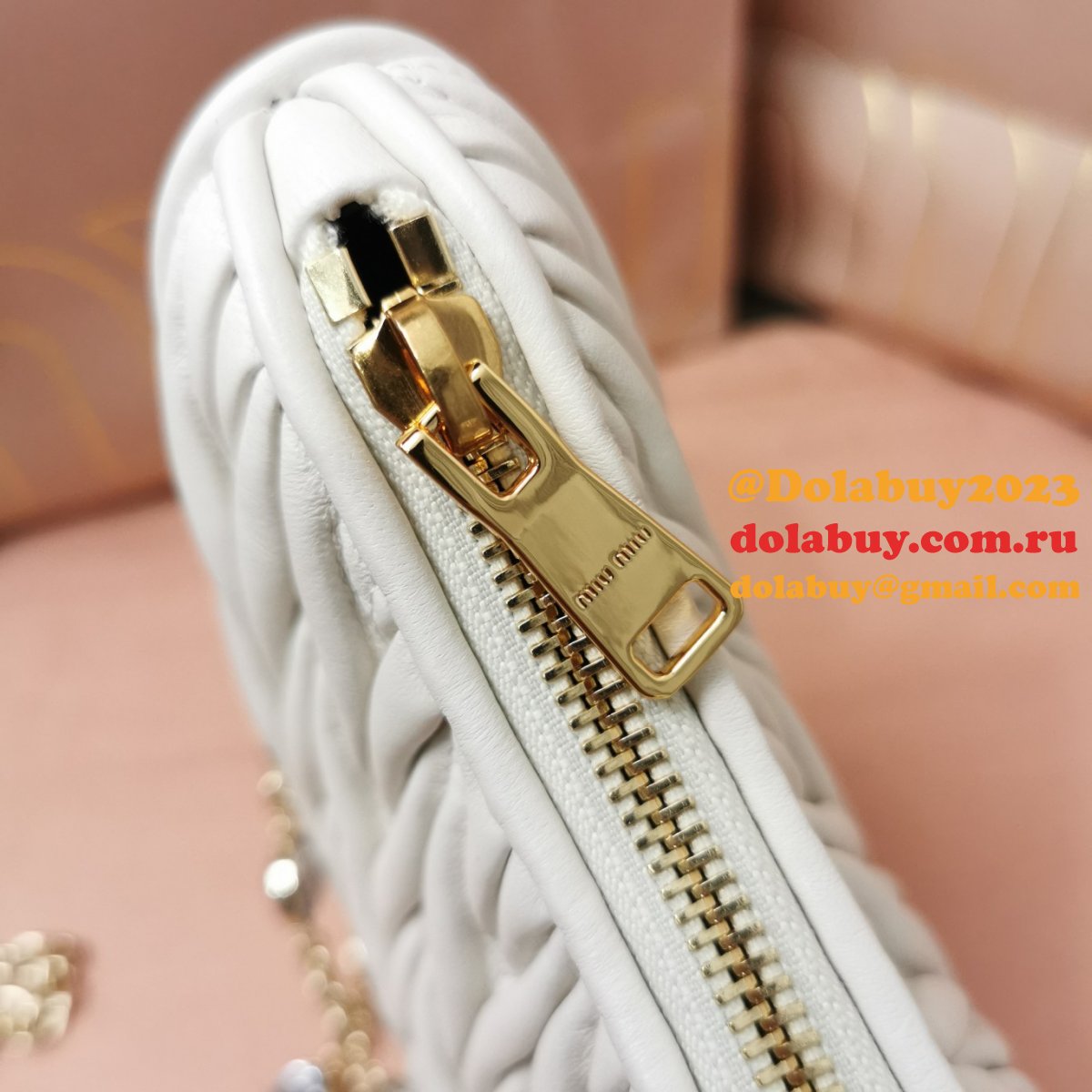Best 2024 Replica Miu Miu Matelasse 5BH211 Quality Fake Bag