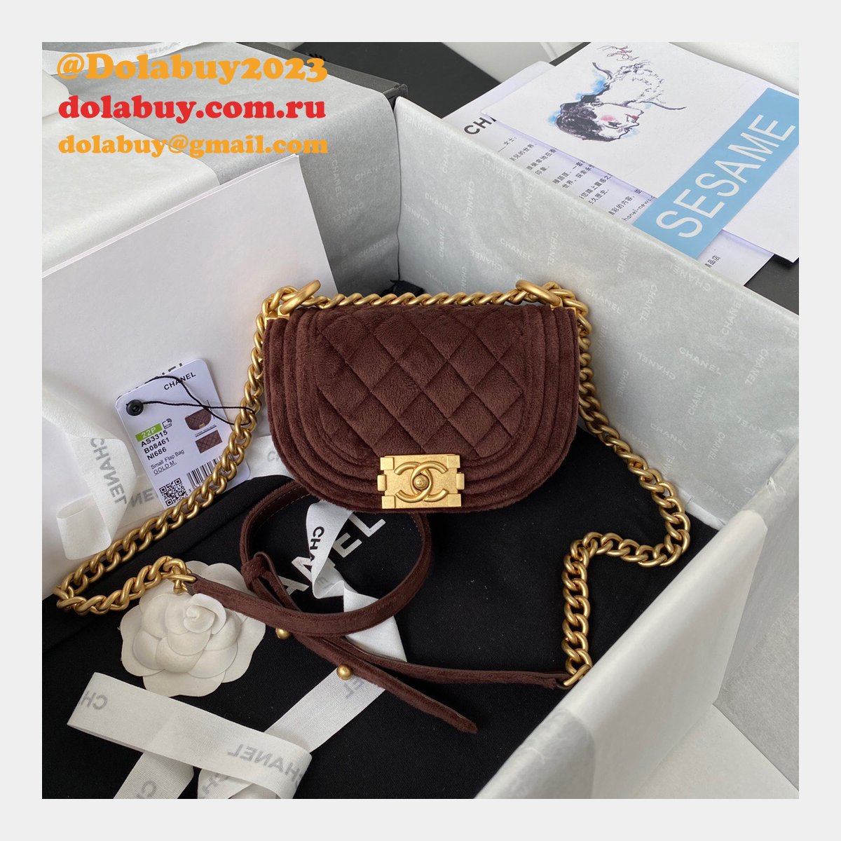 Wholesale Cheap 1:1 Replica AS3315 Messenger Boy Handbags