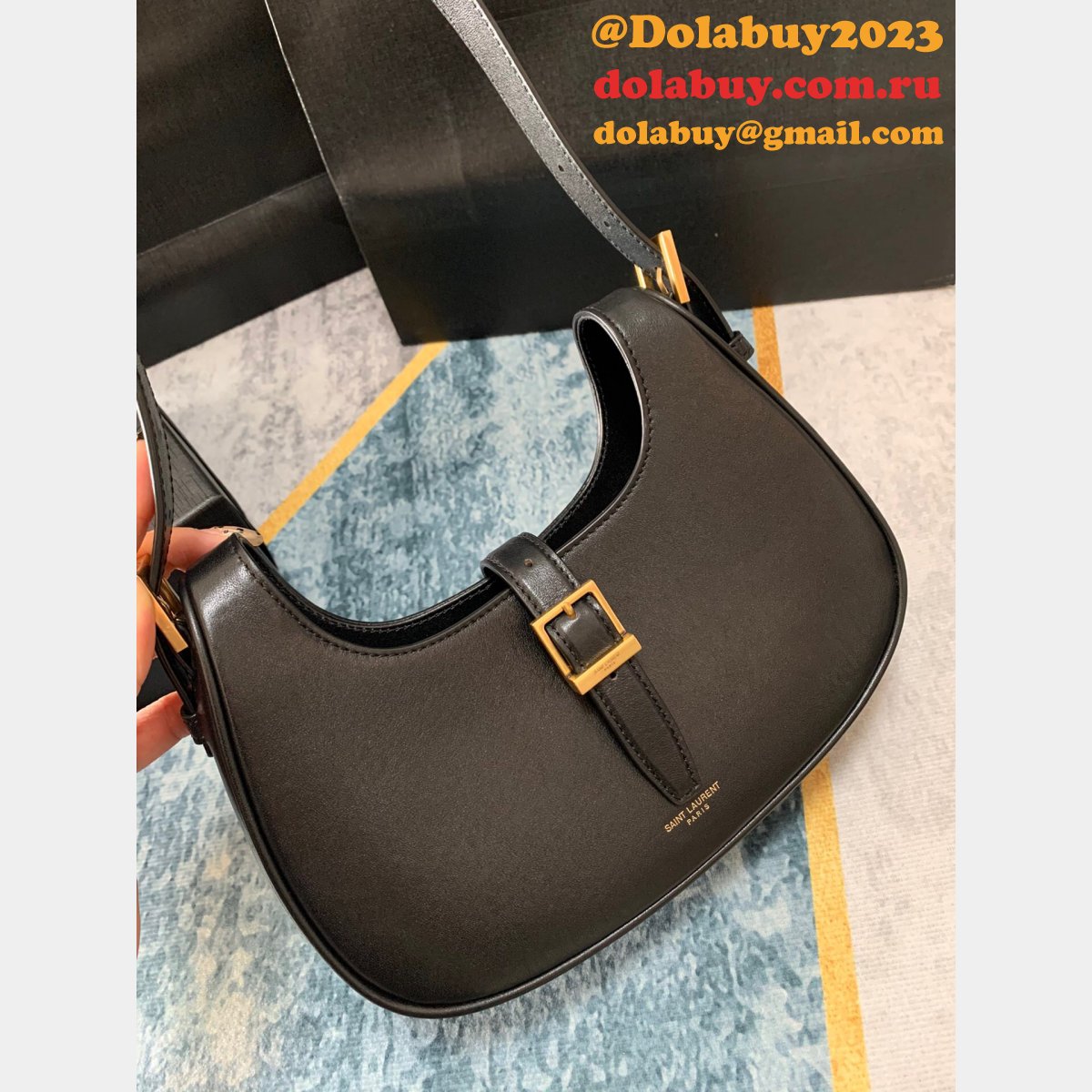 Yves Saint Laurent Replicas 672615 Le Fermoir hobo bag AAA Handbag