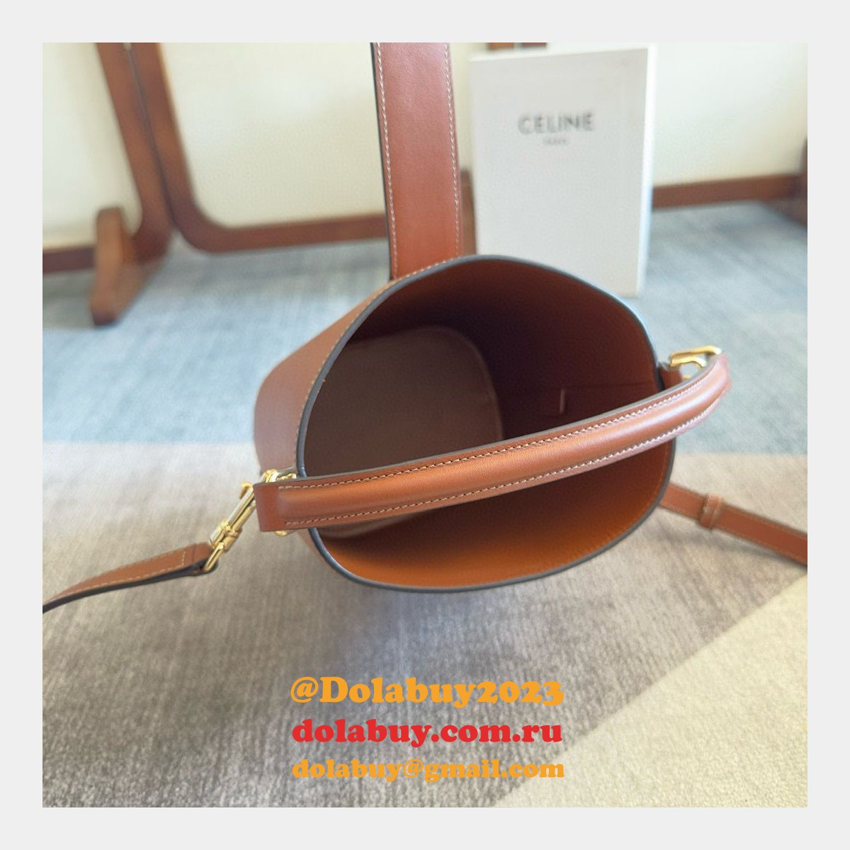 Celine SMALL BUCKET LOUISE IN SMOOTH CALFSKIN