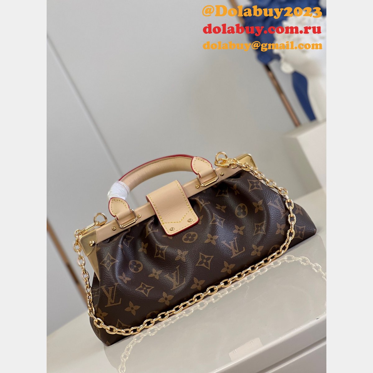 Monogram Clutch Louis Vuitton Replica M46544 Chain Bags