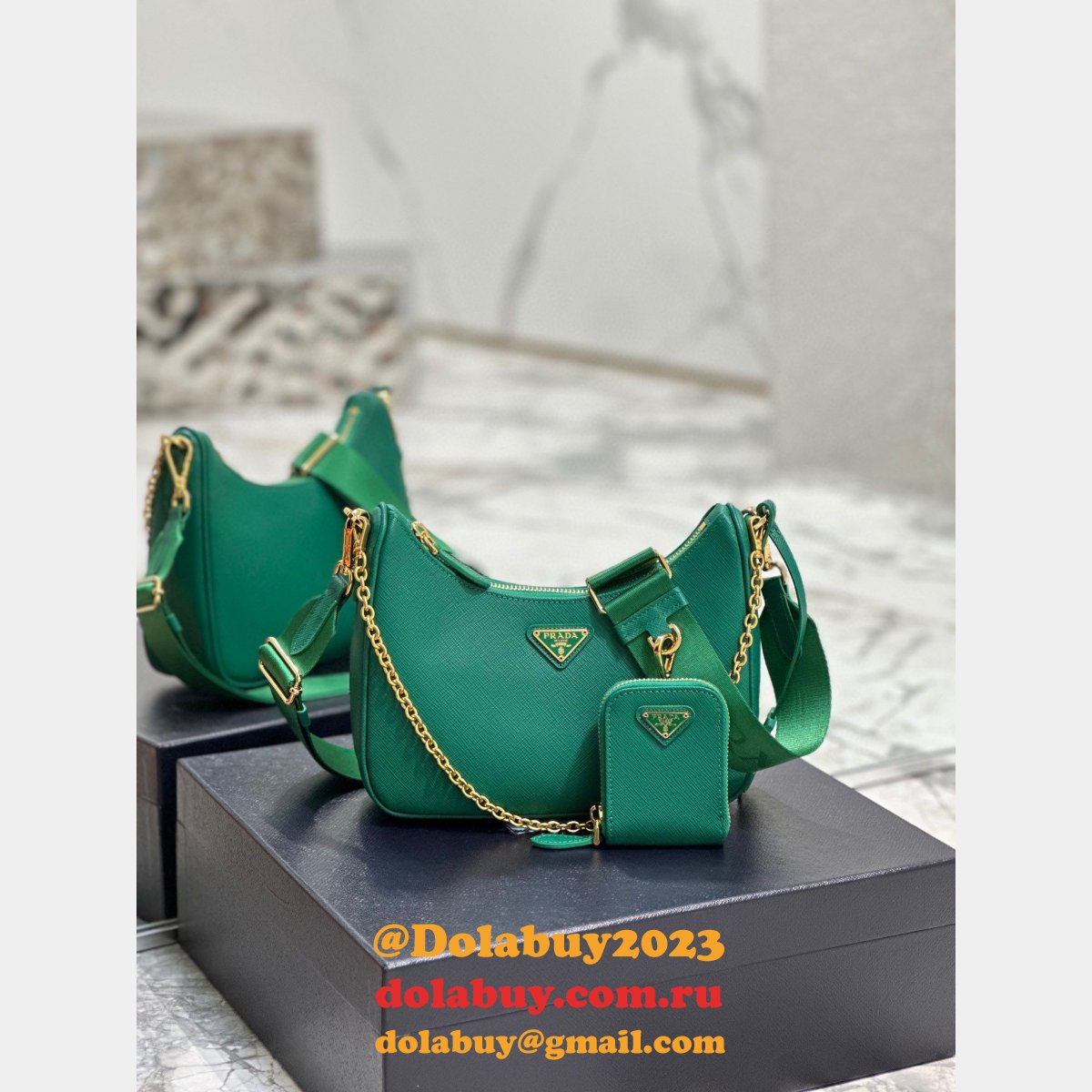 1:1 Clone Prada Replica Handbags Outlet Leather Hobo Re-Edition Online