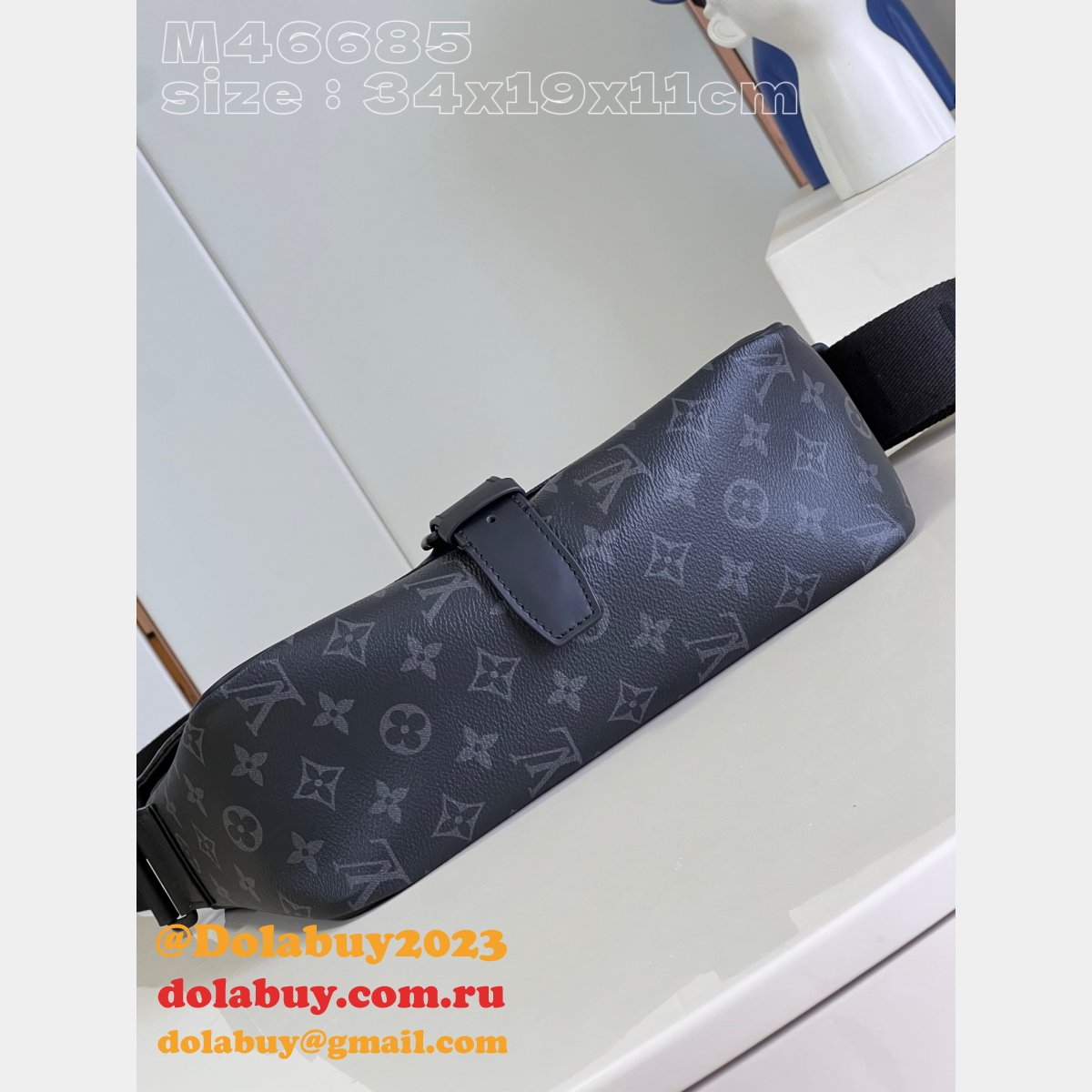 Louis Vuittons Inspired Montsouris Messenger Copy M46685 Bag