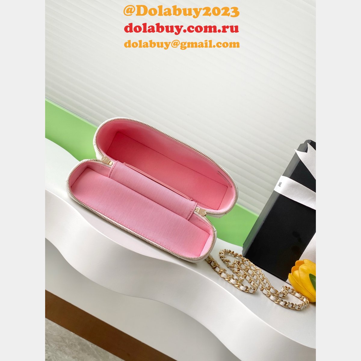 Replica AP4483 Classic Clutch With Chain Knockoff Bag