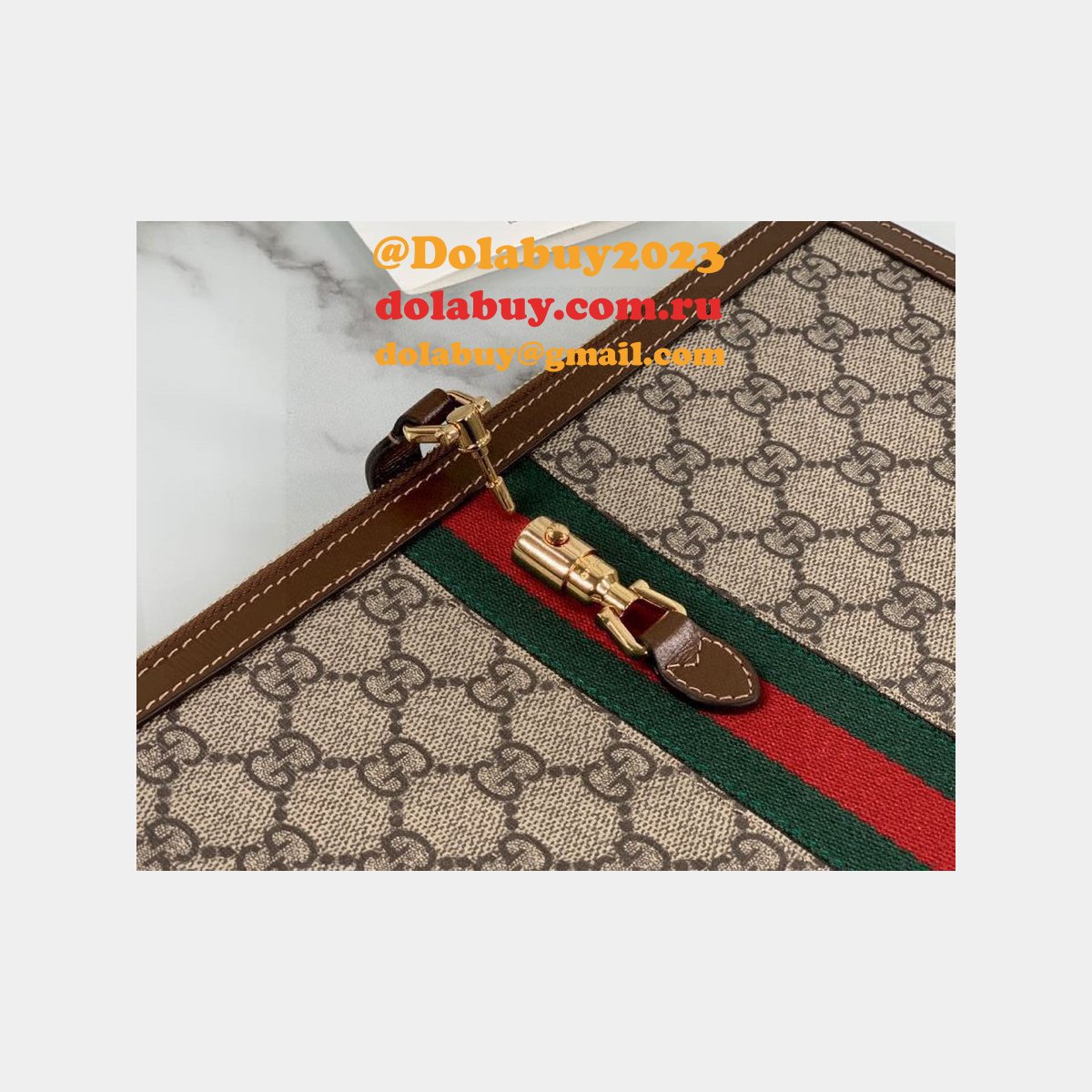 G*u*i high quality beige jackie 1961 pouch beige bag