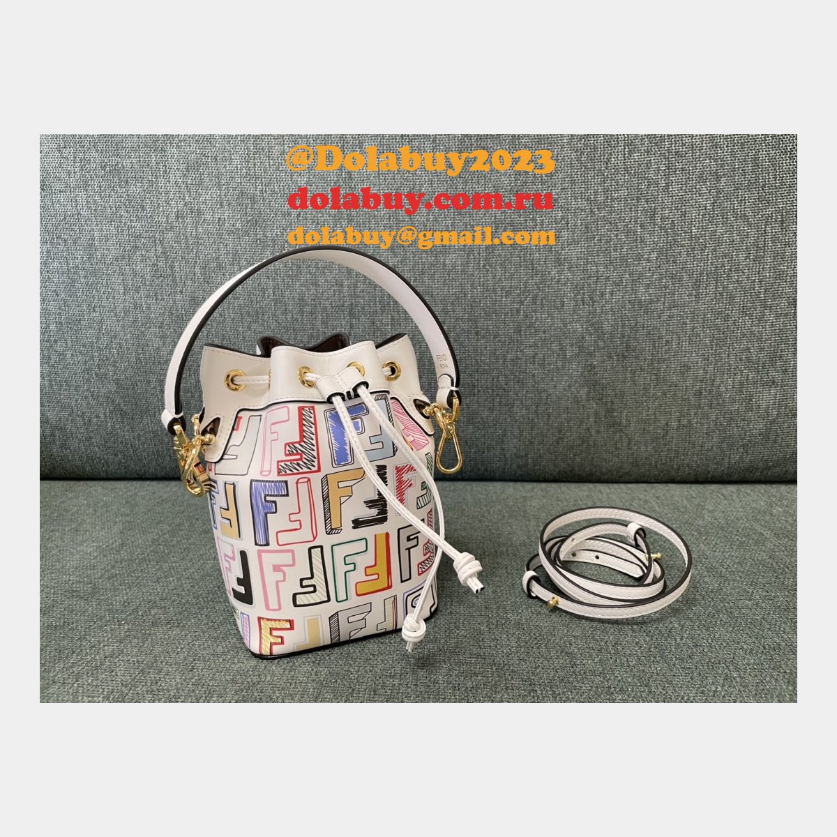 Buying Fendi Baguette 83390 Replica Mon Tresor Purse