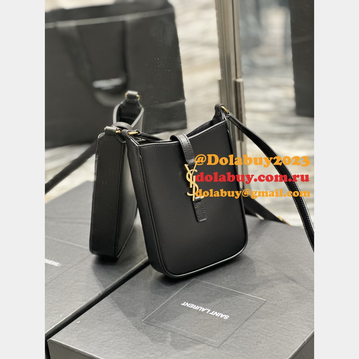 Le 5 A 7 Vertical Saint Laurent Knockoff Fashion 735214 Bag