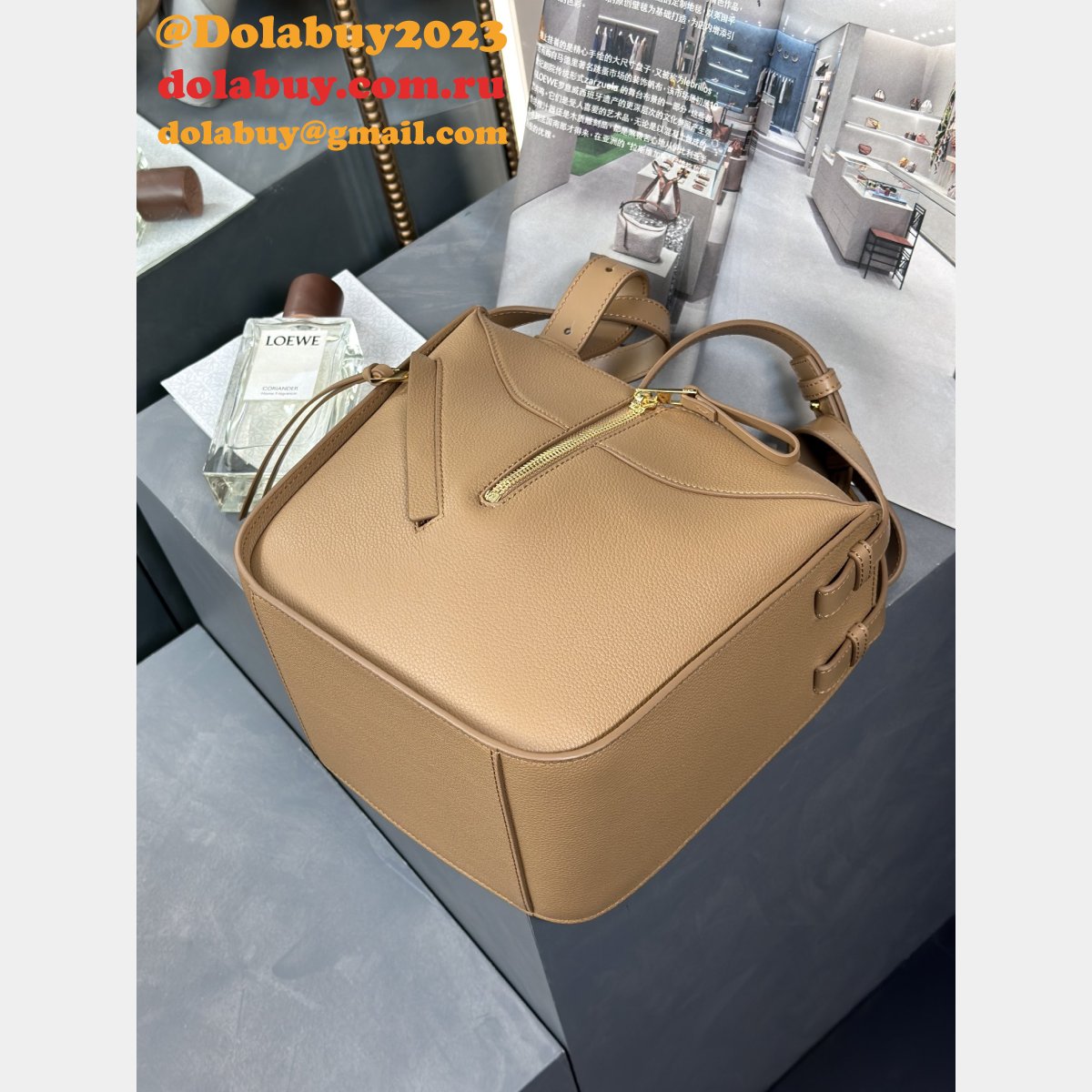 Compact Top Quality LOEWE Hammock Bag In Soft Grained Calfskin 20.8CM