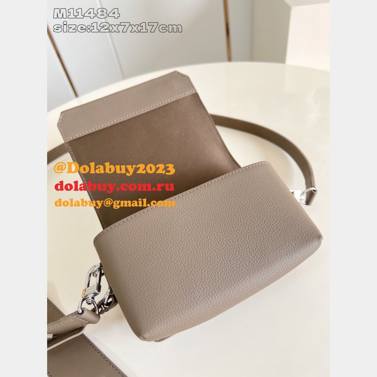 Louis Vuitton M11483/M11484 Fastline Wearable Wallet Luxury LV Aerogram