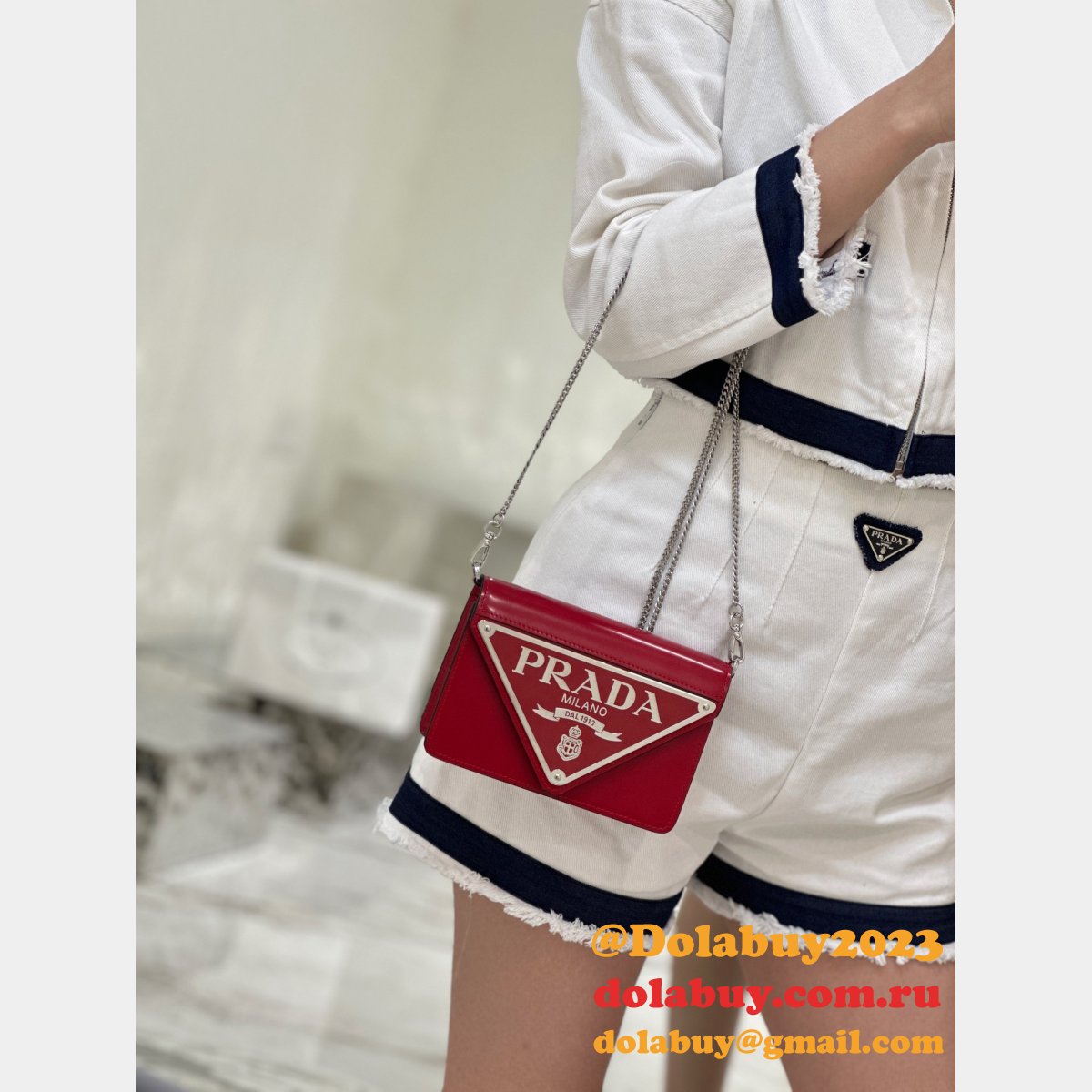 Affordable Luxury Prada Replica Mario Raffia Triangle 1BH189 Bag