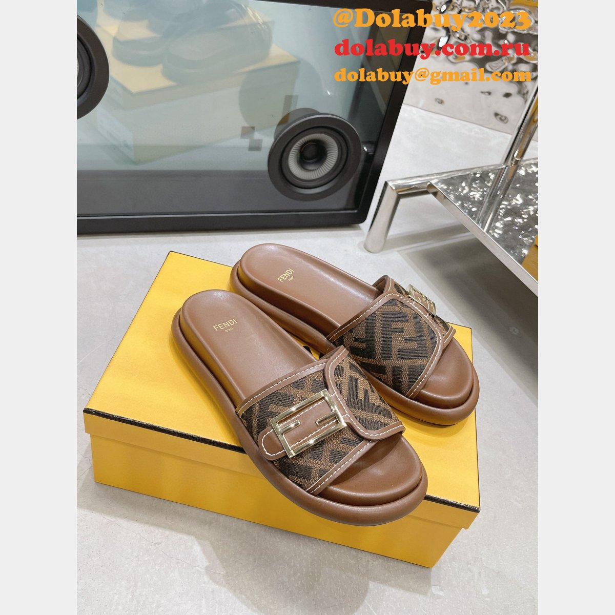Cheap Fendi Reflections Knockoff Sandals Shoes On Sale