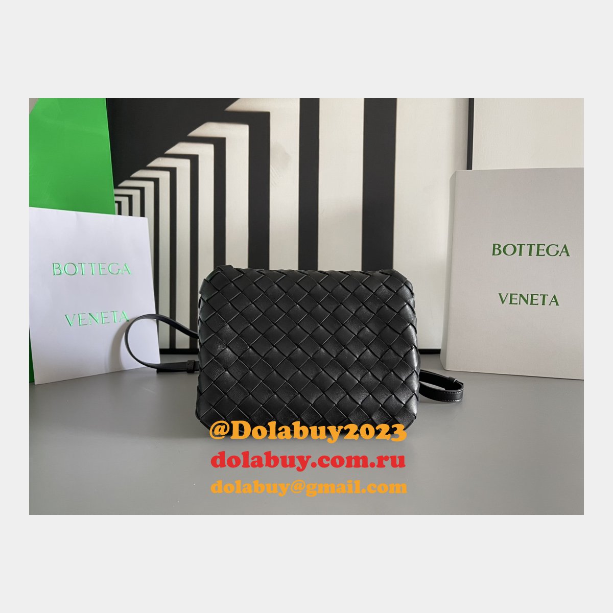 Top Quality BOTTEGA VENETA parachute Andiamo mini size 796569