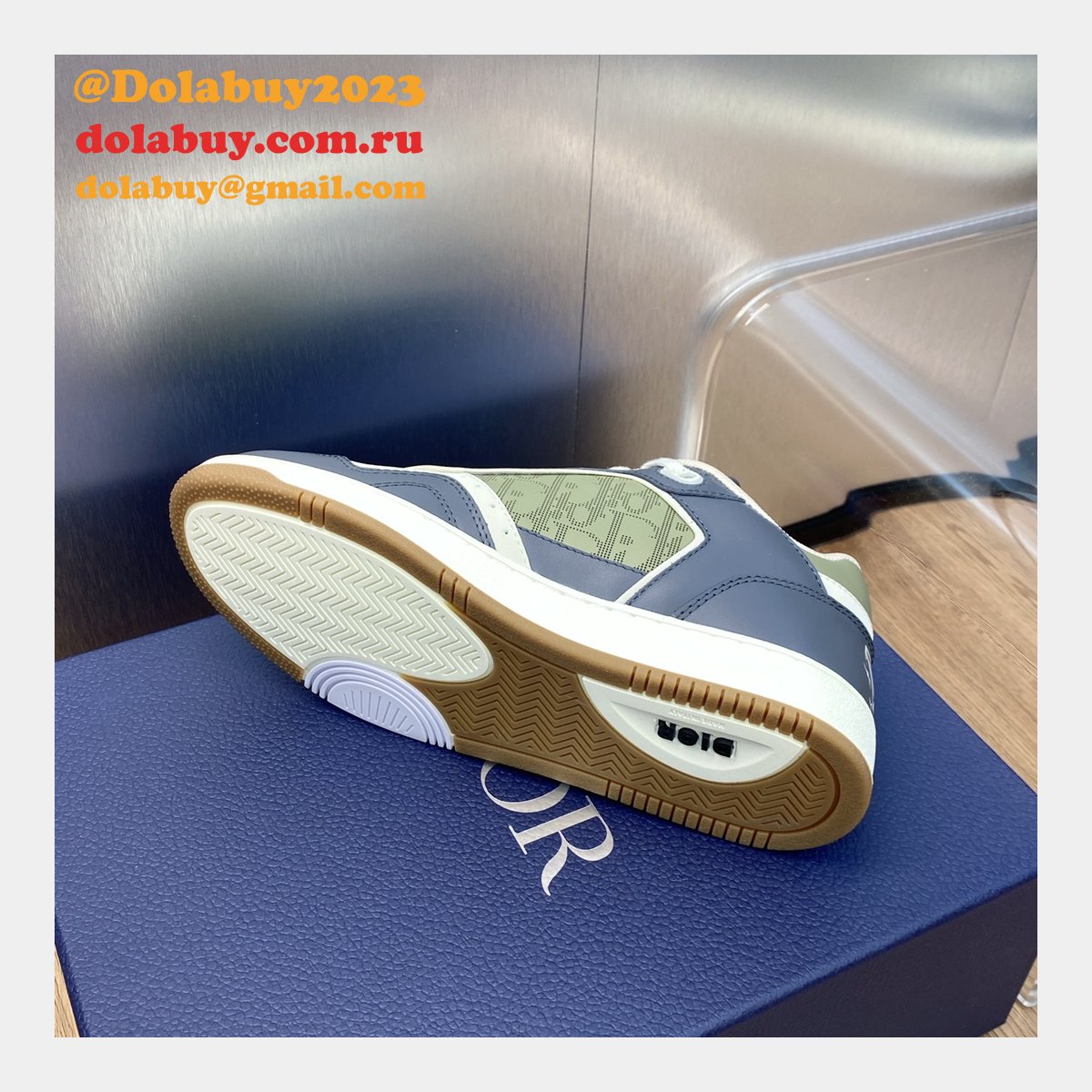 DIOR LOW-TOP SNEAKER Top Quality