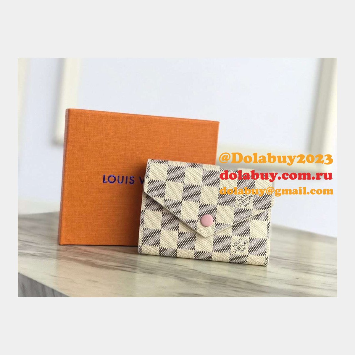 Top Quality LV Enveloppe Carte de Visite M64022