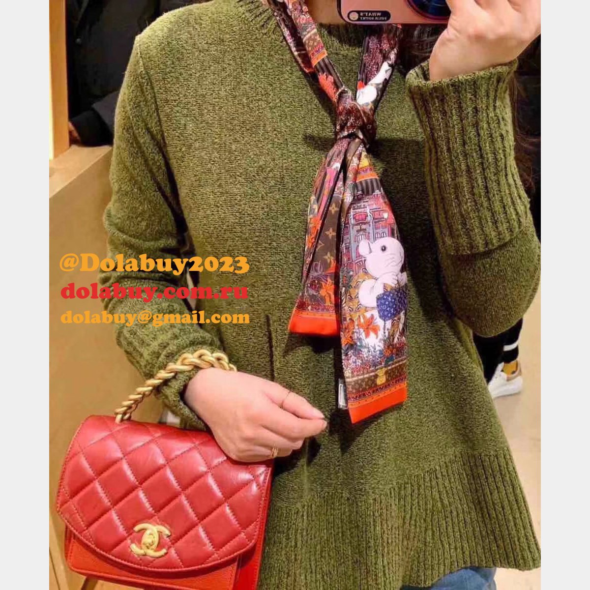 Louis Vuitton Silk Scarves & Wraps M76100 and M76101