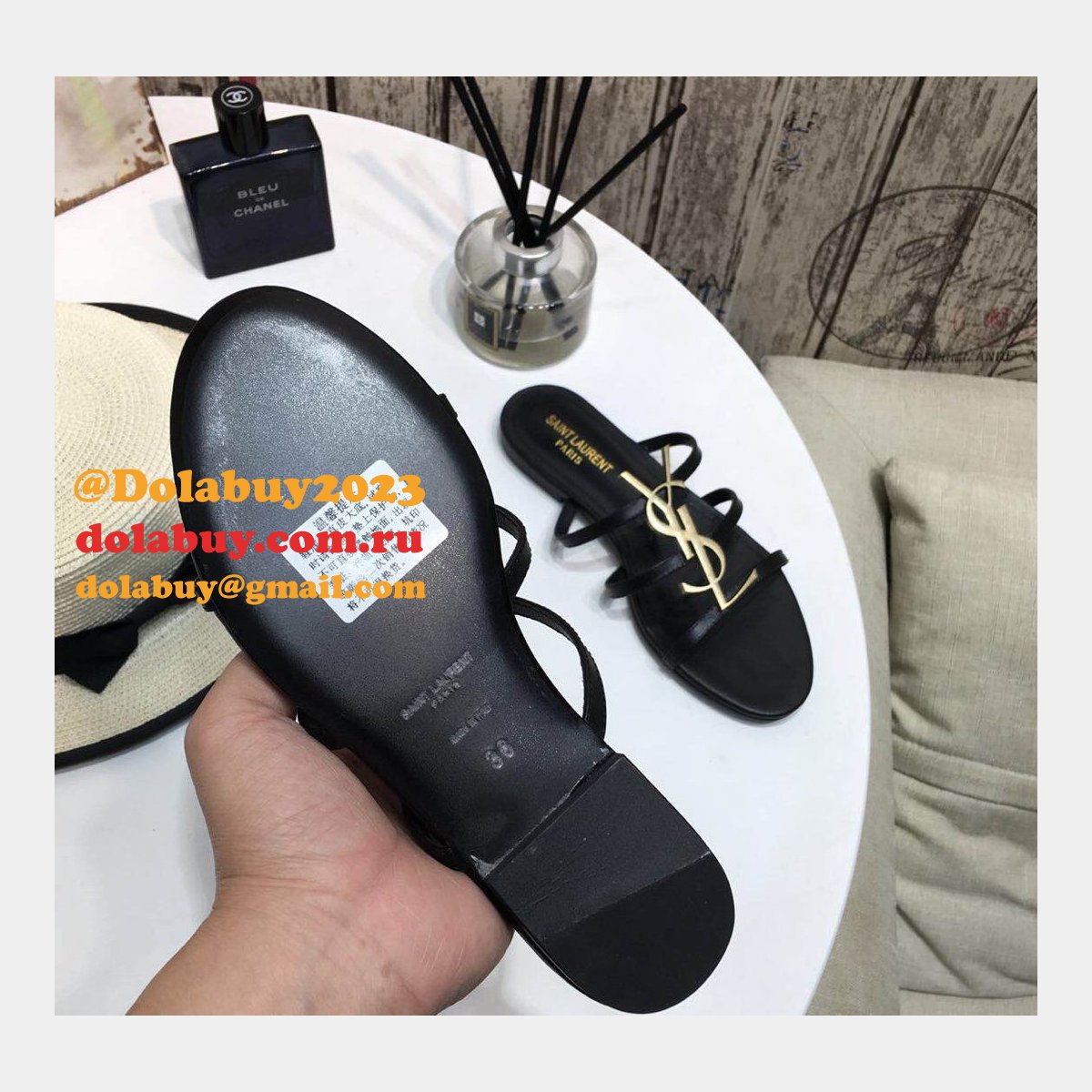 Saint Laurent Flat Sandals 001