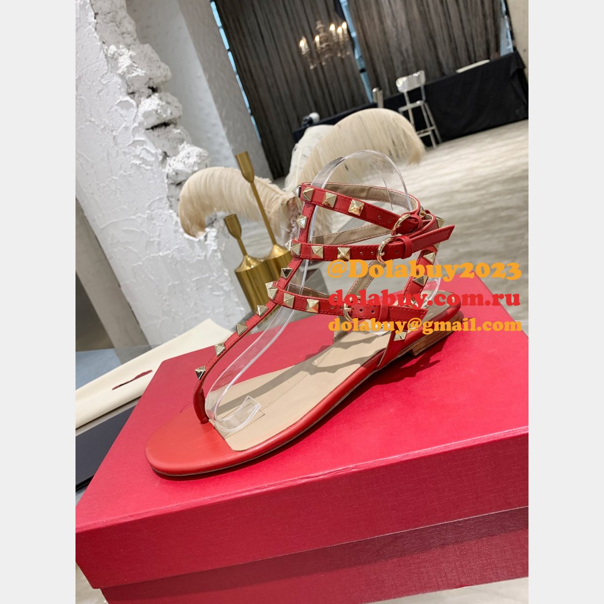 Valentino 1:1 Mirror ROCKSTUD METALLIC FLAT FLIP-FLOP SANDAL