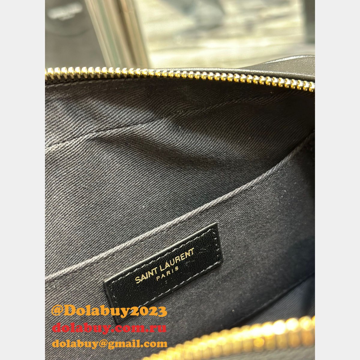 Saint Laurent YSL Shoulder Lou Camera 520534 Knockoff Bag