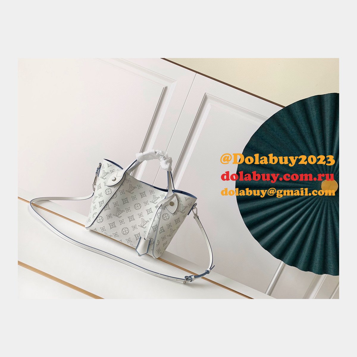 7 Star Louis Vuitton Mahina M54353/M54350 Hina Handbags