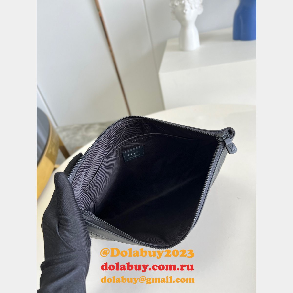 Fashion Louis Vuitton Replica Designer Pochette To-Go M81569 Travel