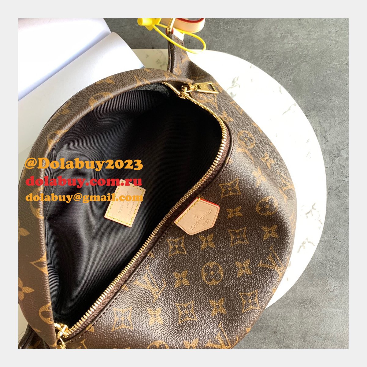 Louis Vuitton Replicas Bumbag Canvas Fanny Pack Belt M43644 Monogram Bag