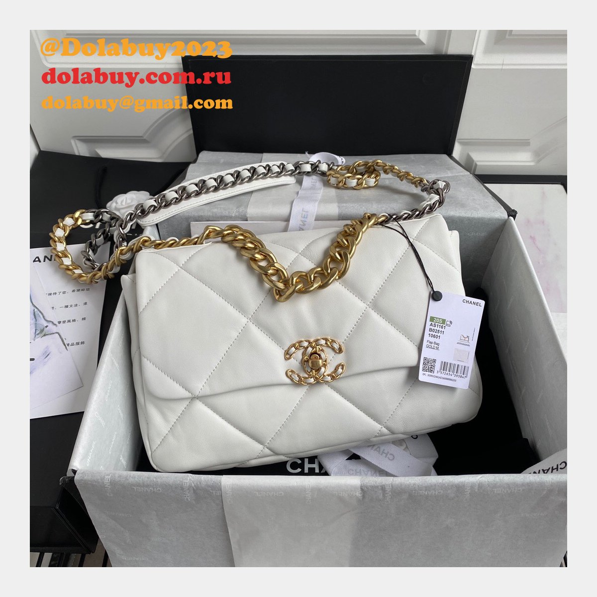 Shop For Quality Lambskin Flap AS1161 Replica Bag