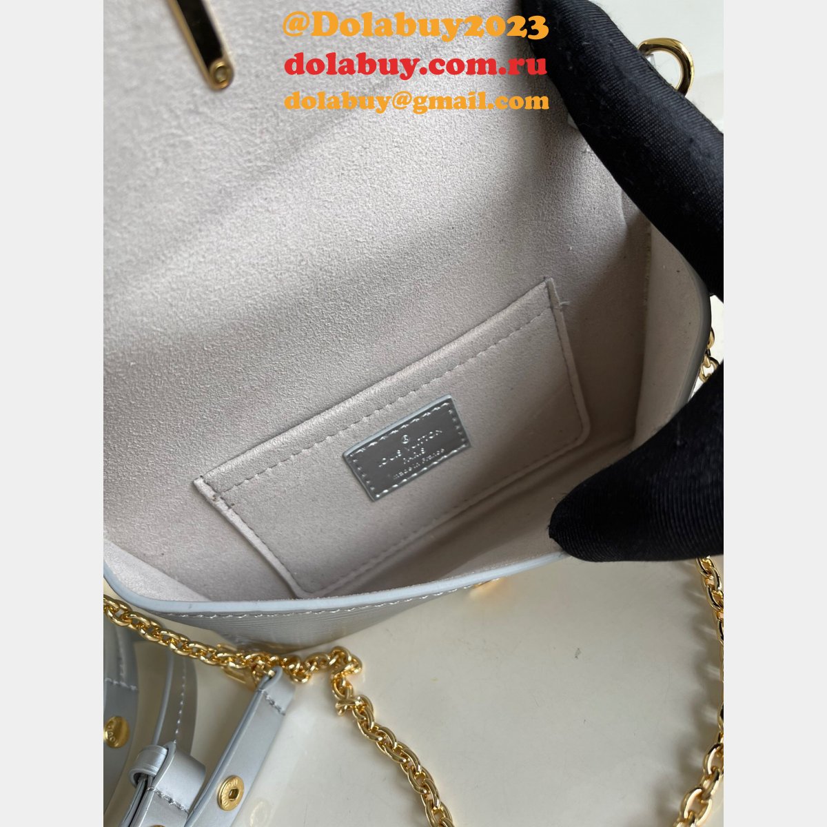 AAA Replica Designer Louis Vuitton Casual Style 2WAY Plain Leather EPI Handbags