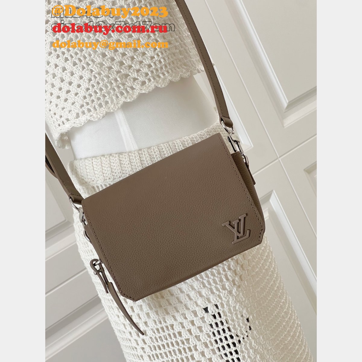 Louis Vuitton M11483/M11484 Fastline Wearable Wallet Luxury LV Aerogram